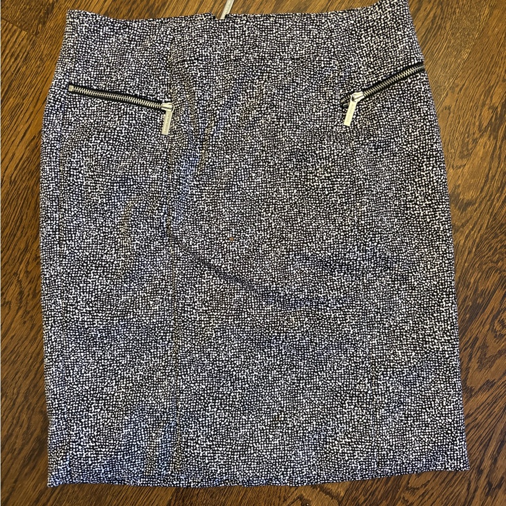 MICHAEL Michael Kors Black and White Pencil Skirt